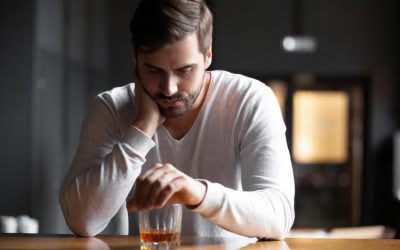 alcoholism physical symptoms