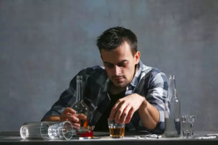 10 consequences of binge drinking