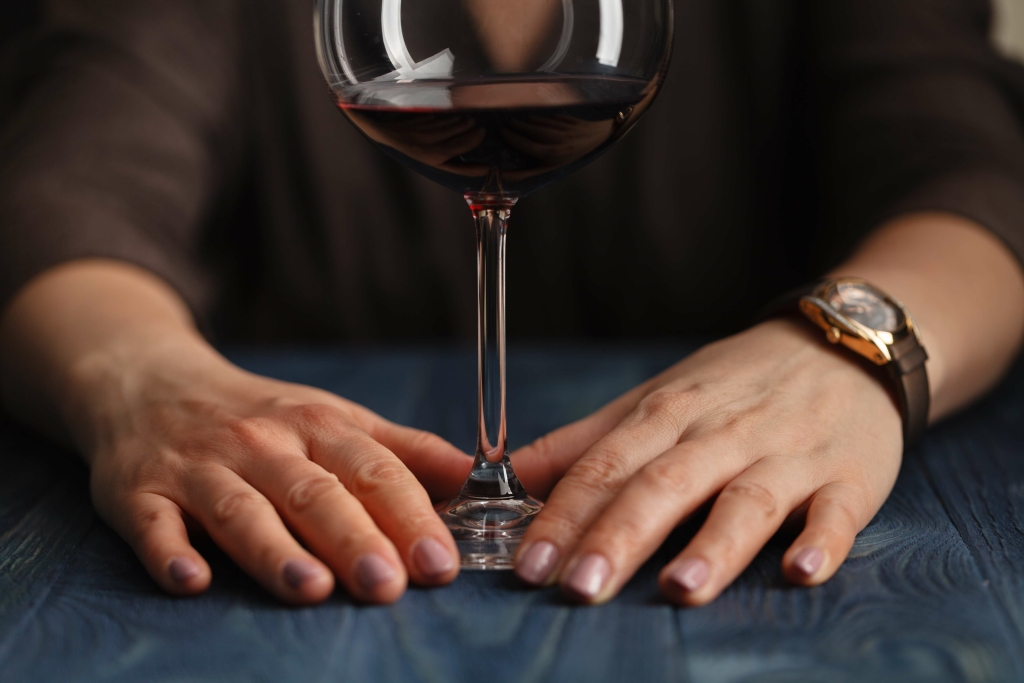 Why Is My Vision Blurry After Drinking Alcohol? EcoSoberHouse