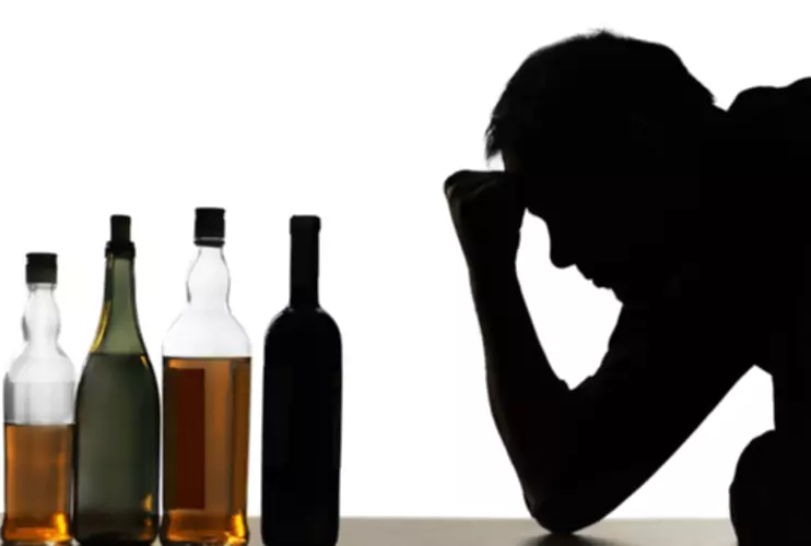 signs and symptoms of alcohol dependence