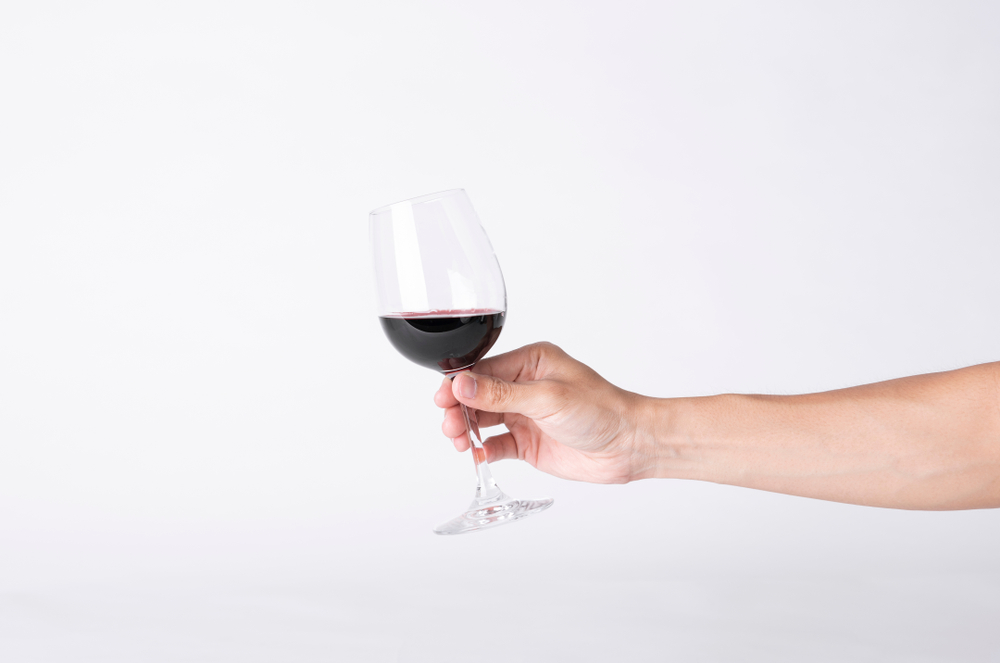 can alcohol affect blood pressure