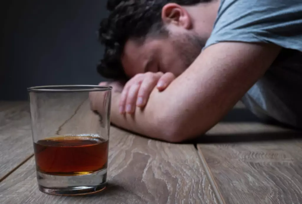 theories of ptsd and alcoholism